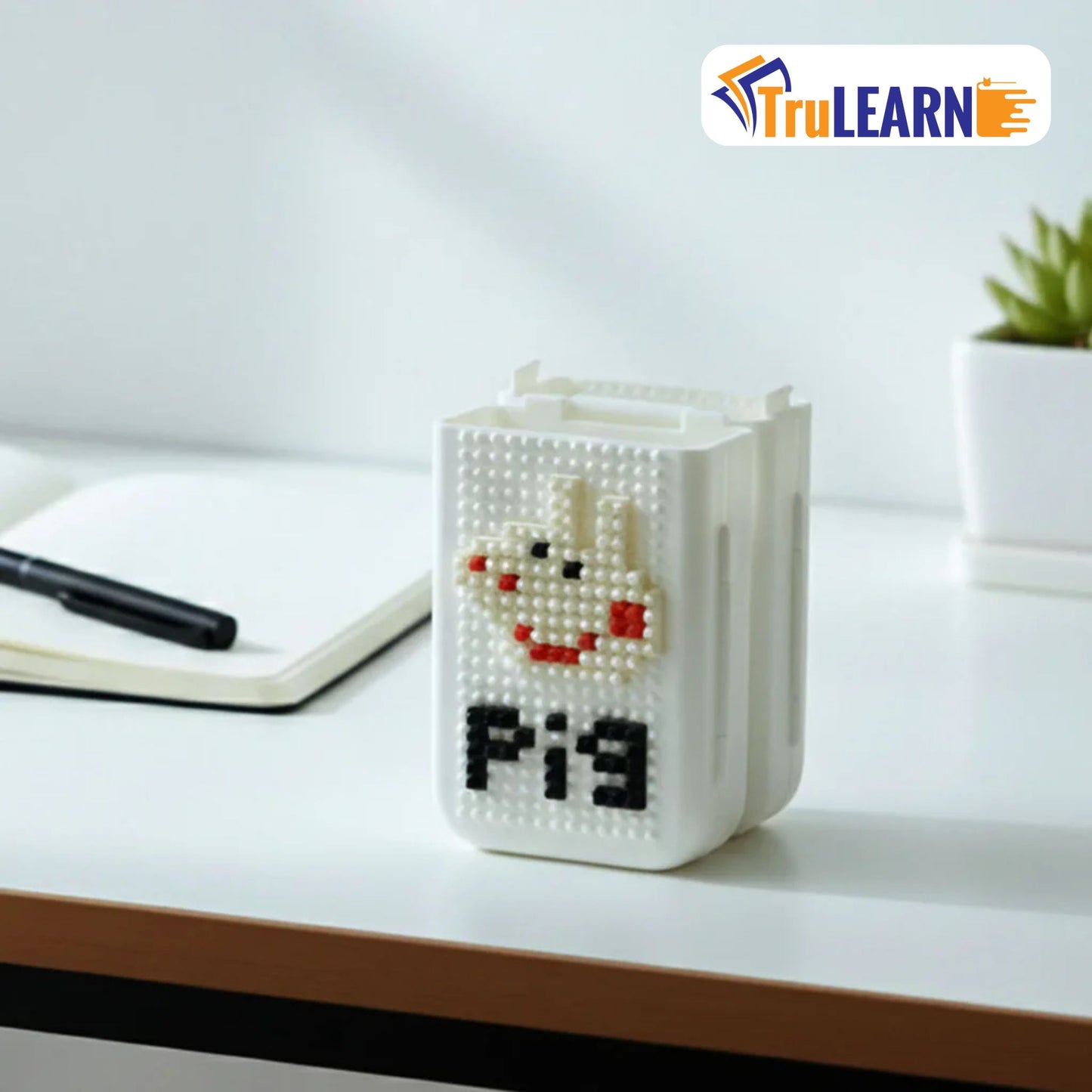 TruLearn Decorative Pixel Art Style Desk Pen Holder (1 Pc)